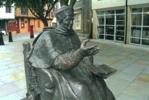 Cardinal Thomas Wolsey statue